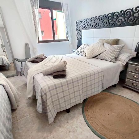 Apartament 100 M De Playa De Gandia 3 -4 Personas Parking Ascensor Exteriör bild